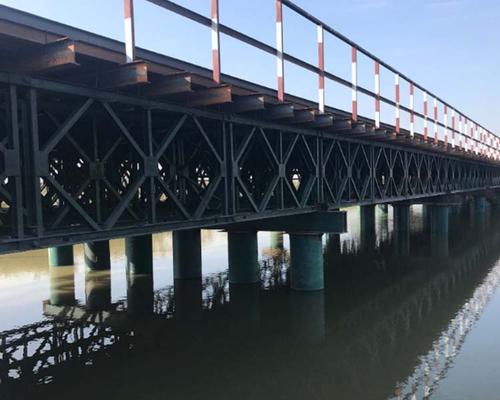 湖南钢便桥在市政管线保护中有哪些应用?